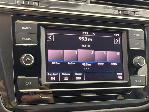 Used 2019 Volkswagen Tiguan S FWD image 18