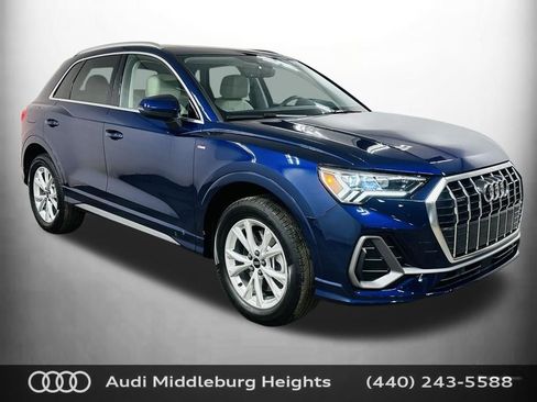 Certified 2025 Audi Q3 2.0T Premium w/ Convenience Package image 1