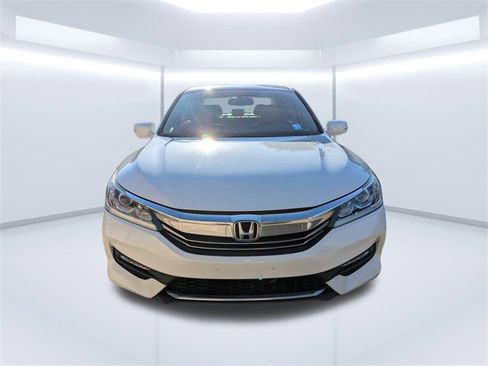 Used 2016 Honda Accord EX-L image 9