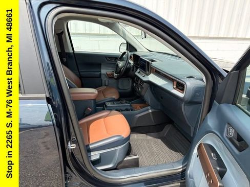 Used 2022 Ford Maverick Lariat w/ Lariat Luxury Package AWD/4WD image 26