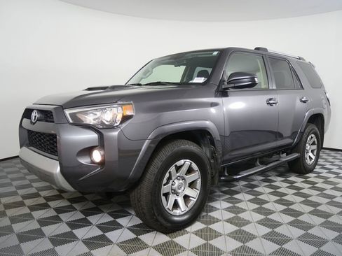Used 2014 Toyota 4Runner Trail image 8