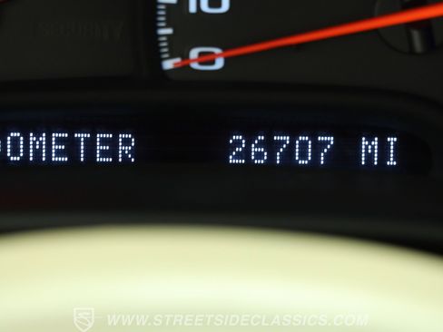 Used 2003 Chevrolet Corvette Coupe w/ Preferred Equipment Group RWD image 38