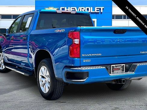 Used 2023 Chevrolet Silverado 1500 Custom AWD/4WD image 3