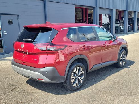 Certified 2023 Nissan Rogue SV FWD image 4