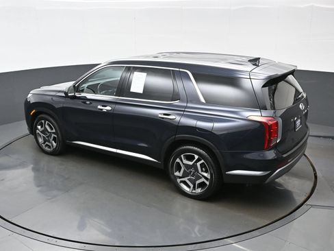 Certified 2023 Hyundai Palisade Limited w/ Cargo Package AWD/4WD image 38