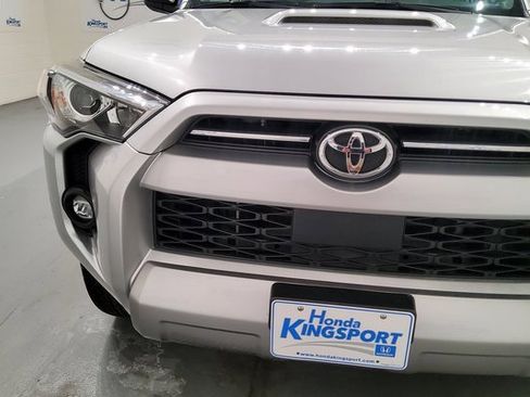 Used 2024 Toyota 4Runner TRD Off-Road image 8