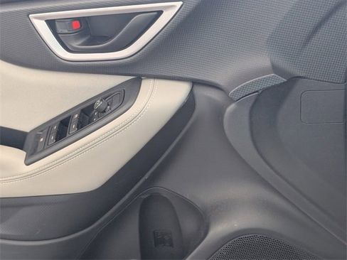 Used 2023 Subaru Forester image 25