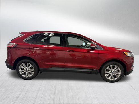 Used 2022 Ford Edge Titanium w/ Class II Trailer Tow Package AWD/4WD image 8