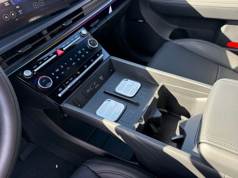 New 2026 Hyundai Santa Fe Calligraphy w/ Tow & Go Package AWD/4WD image 13