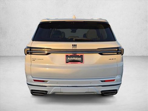 New 2026 Buick Enclave Avenir w/ Super Cruise Package image 8
