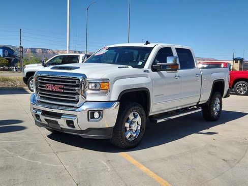 Used 2018 GMC Sierra 2500 SLT w/ Duramax Plus Package image 2
