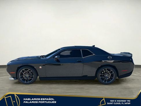 Used 2021 Dodge Challenger R/T Scat Pack RWD image 4
