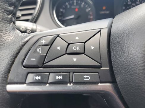 Used 2019 Nissan Rogue SL w/ Premium Package FWD image 31
