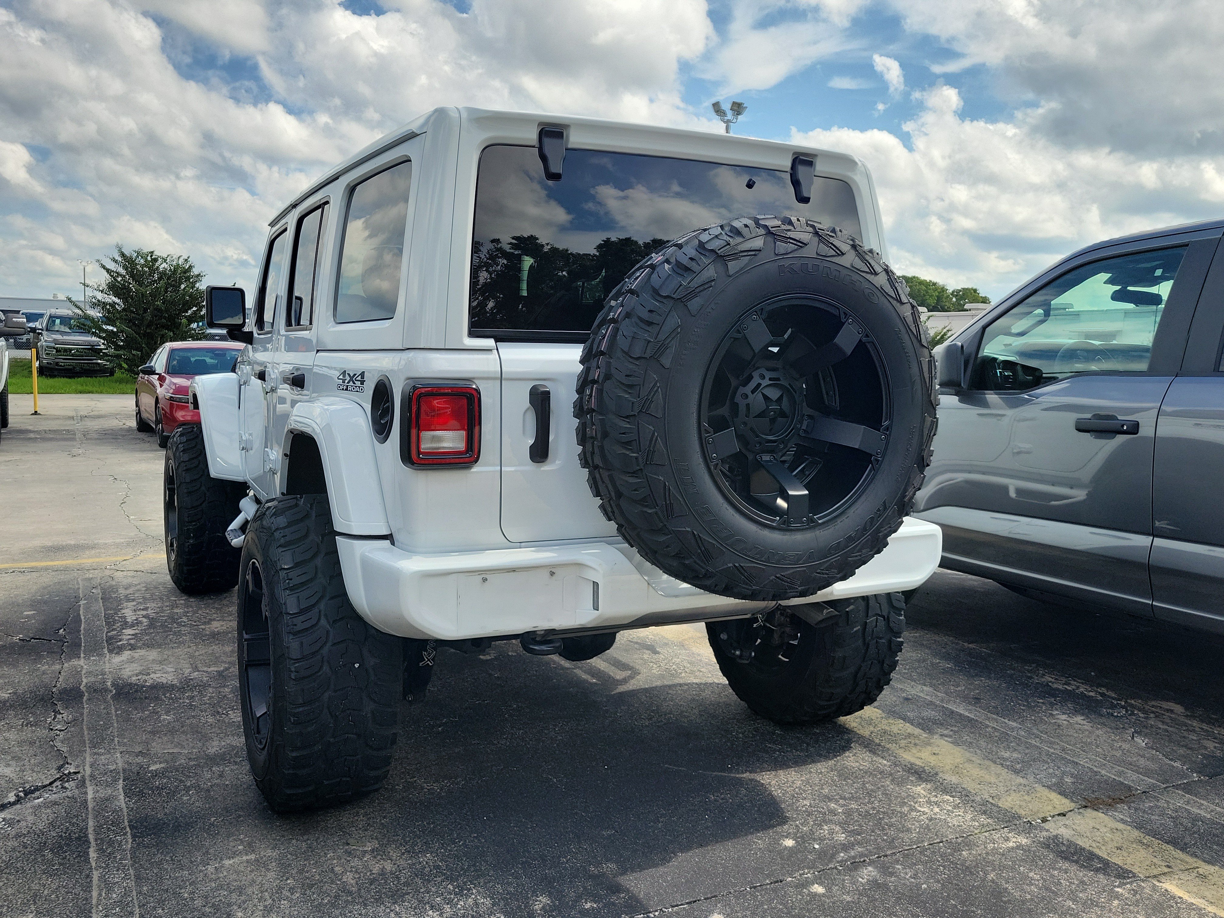 Used 2020 Jeep Wrangler Unlimited Sport S AWD/4WD image 4