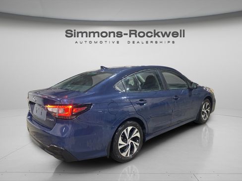 Used 2024 Subaru Legacy Premium image 5