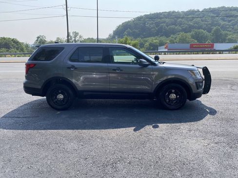Used 2019 Ford Explorer 4WD Police Interceptor w/ Ready For The Road Package image 5