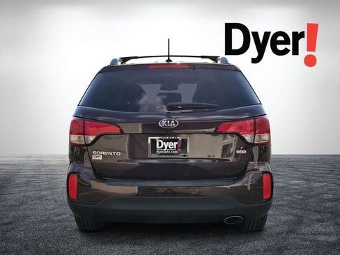 Used 2014 Kia Sorento LX image 4