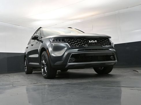 Certified 2022 Kia Sorento X-Line EX AWD/4WD image 25