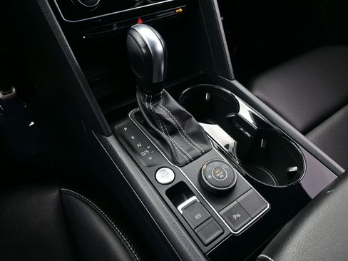 Used 2023 Volkswagen Atlas Cross Sport SEL R-Line image 22