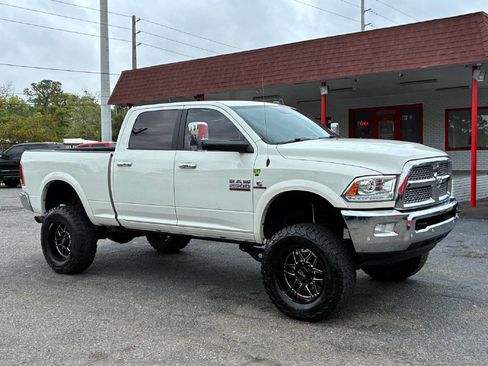 Used 2018 RAM 2500 Laramie w/ Convenience Group image 7