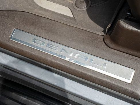 Used 2021 GMC Yukon Denali AWD/4WD image 40