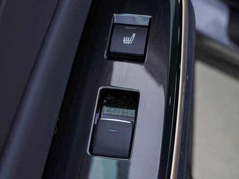 Certified 2024 Toyota Crown Platinum AWD/4WD image 25