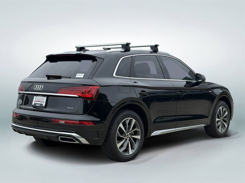 Used 2023 Audi Q5 2.0T Premium Plus w/ Premium Plus Package AWD/4WD image 3