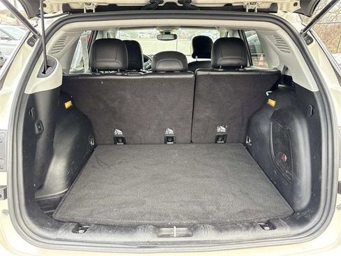 Used 2018 Jeep Compass Limited w/ Navigation Group image 12