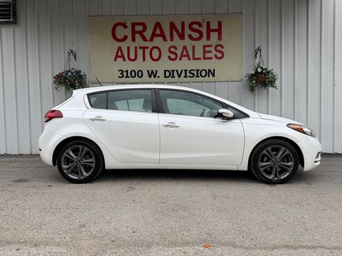 Used 2016 Kia Forte EX FWD image 5