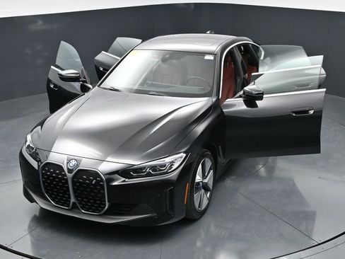 Used 2023 BMW i4 eDrive35 w/ Premium Package RWD image 38