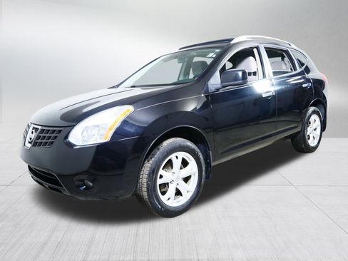 Used 2010 Nissan Rogue SL w/ Premium Pkg image 3