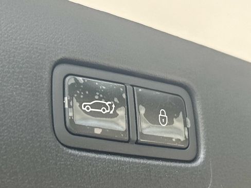 New 2026 Genesis GV70 2.5T Advanced AWD/4WD image 14