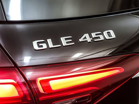 Certified 2024 Mercedes-Benz GLE 450 4MATIC image 11