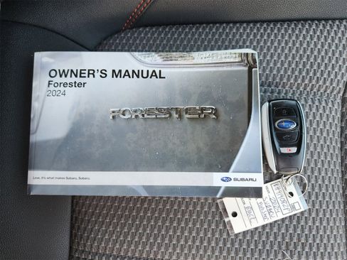 Used 2024 Subaru Forester Sport image 43