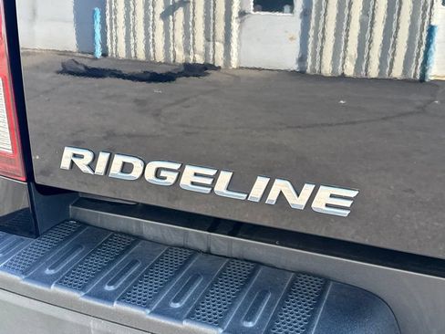Used 2023 Honda Ridgeline Sport image 11