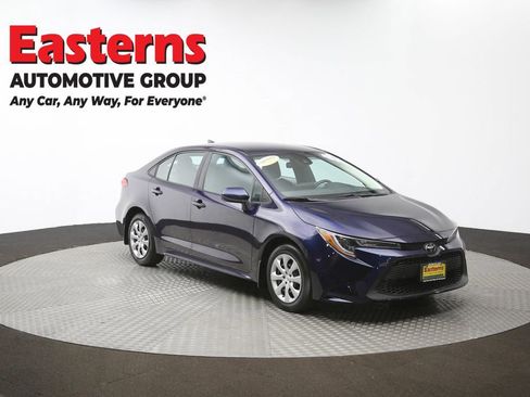 Used 2022 Toyota Corolla LE w/ Carpet Mat Package (TMS) image 48