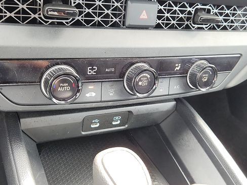 Used 2025 Honda Accord LX image 16