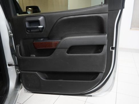 Used 2016 GMC Sierra 1500 SLE w/ SLE Value Package image 27