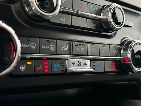 New 2026 Ford F250 Lariat w/ Lariat Premium Package image 38