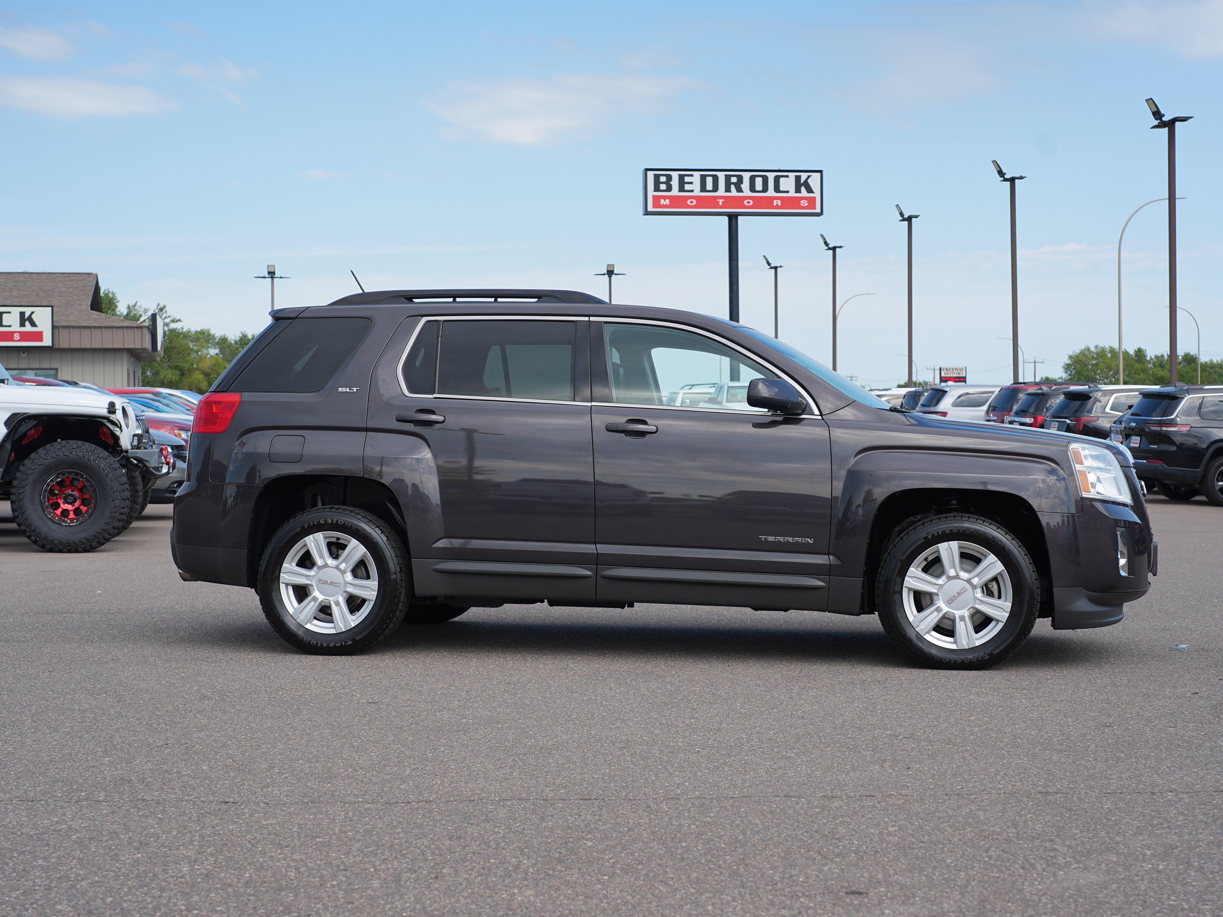 Used 2014 GMC Terrain SLT AWD/4WD image 2