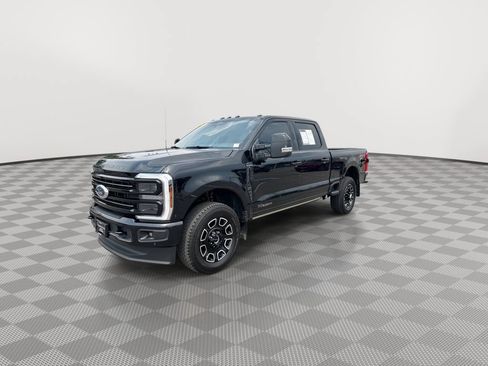 Used 2026 Ford F250 Platinum w/ FX4 Off-Road Package AWD/4WD image 6