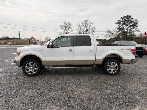 Used 2014 Ford F150 Lariat w/ Lariat Chrome Package image 3