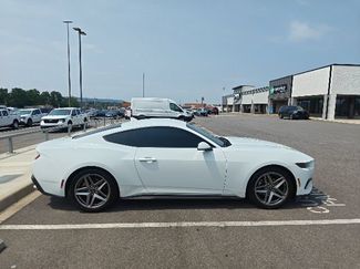 Used 2025 Ford Mustang Coupe RWD video 2