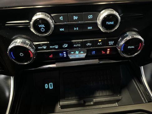 Used 2023 Ford F150 Raptor image 28