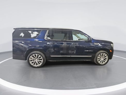 Certified 2024 GMC Yukon XL Denali w/ Advanced Technology Package AWD/4WD image 2