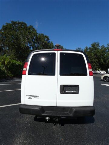 Used 2015 Chevrolet Express 2500 RWD image 11