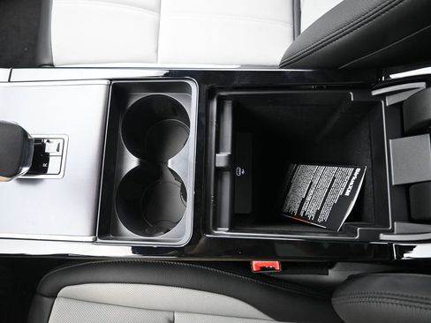 New 2026 Land Rover Range Rover Evoque Dynamic SE image 30