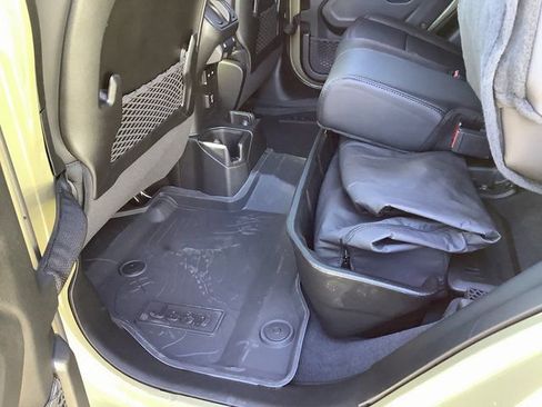 New 2025 Jeep Gladiator Rubicon image 29