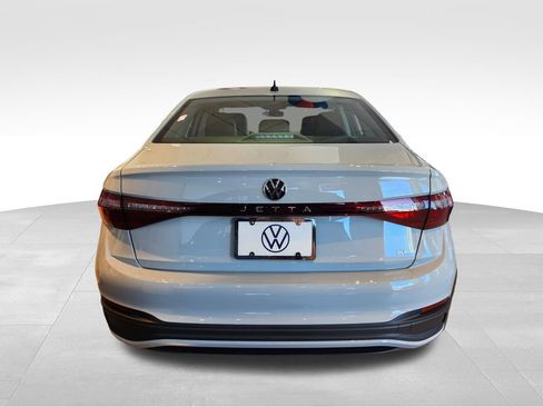 New 2025 Volkswagen Jetta SE image 5