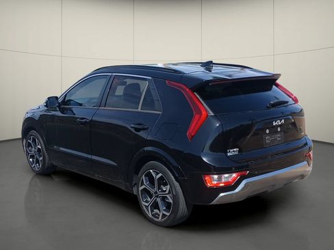 Used 2023 Kia Niro EX Touring FWD image 5